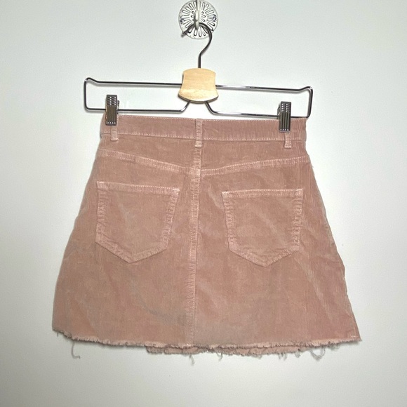 PINK BRANDY MELVILLE CORDUROY MINI SKIRT - Picture 4 of 7